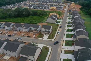 Main picture of 305 Sterling Creek Way
