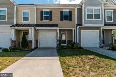 Main picture of 102 Oflannery Ct