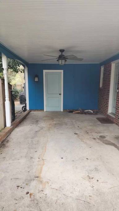 Main picture of 200 Nichols Dr