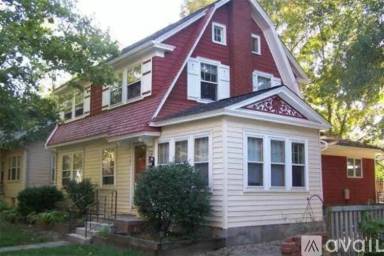 Main picture of 1404 White St
