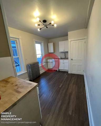 Main picture of 355 N 2nd St