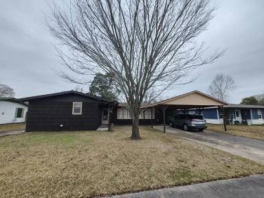 Main picture of 407 Camellia Ave