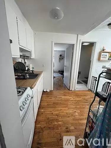 Main picture of 144 Huntington St