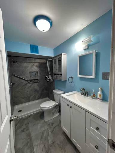 Main picture of 517 N Hyde Park Ave