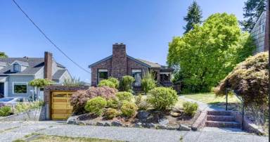 Main picture of 4324 30th Ave W