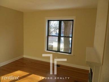 Main picture of 5032 N Western Ave
