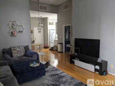 Main picture of 64 Forest St