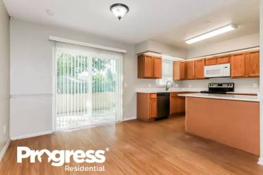 Main picture of 2926 W Campbell Rd