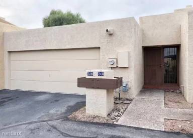 Main picture of 720 E Placita Leslie