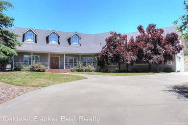 Main picture of 27570 Oakflat Dr