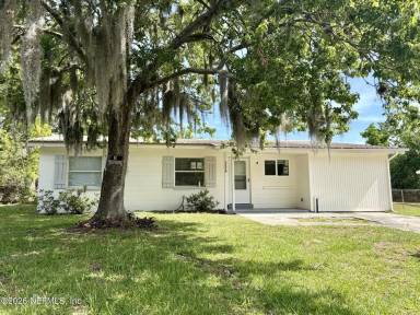 Main picture of 223 Collen Rd N