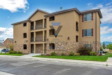 Main picture of 114 S Willow Circle Loop