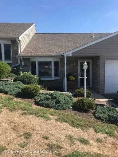 Main picture of 2417 Winterberry Ln