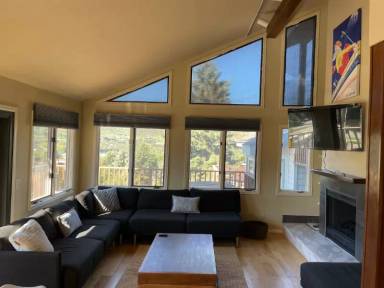 Main picture of 230 Nottingham Ranch Rd