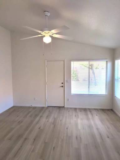 Main picture of 2450 S Apache Dr