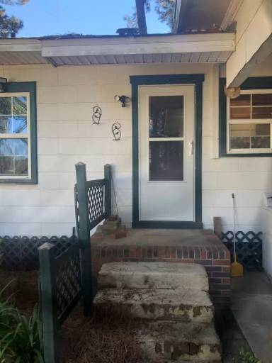 Main picture of 416 5th St SE