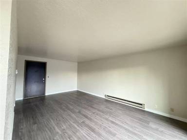 Main picture of 938 N 100th St