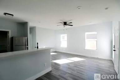 Main picture of 7502 Sandle St