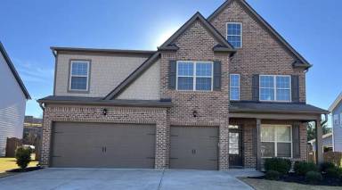 Main picture of 5320 Austrian Pine Ct