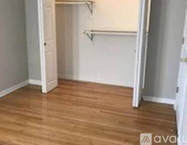 Main picture of 2215 N Clifton