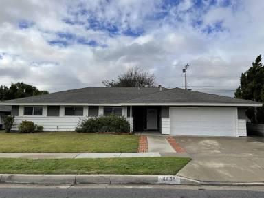 Main picture of 4481 Boeing Ave