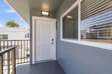 Main picture of 801 Liverpool Ct