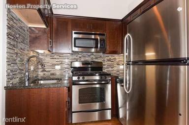 Main picture of 493 Commonwealth Ave