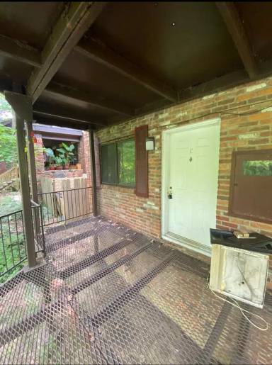 Main picture of 2121 Iuka Ave