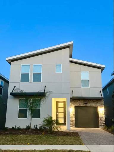 Main picture of 993 Leader St