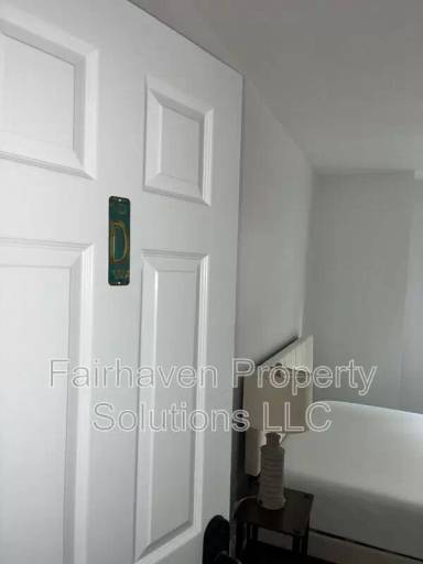 Main picture of 2827 E 5th Ave