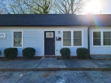 Main picture of 425 E Liberty St