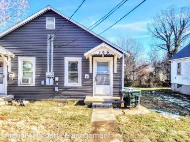 Main picture of 106 S Elm St