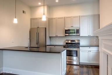 Main picture of 11 Newcomb St