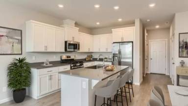 Main picture of 8133 SE Crescent Dr