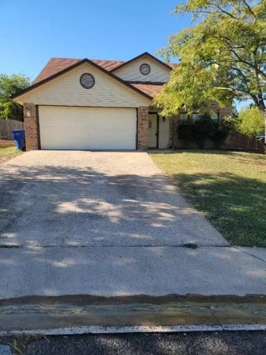 Main picture of 704 Atkinson Ave