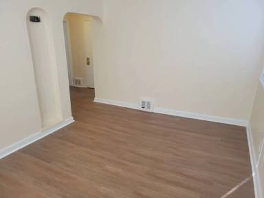 Main picture of 5951 N 37th St