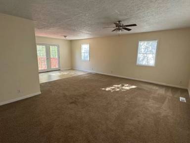 Main picture of 271 Abbottsford Rd
