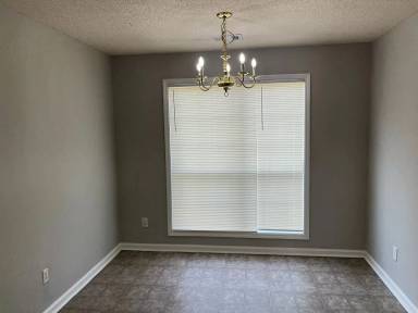 Main picture of 6057 Buxton Dr