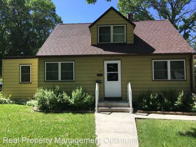Main picture of 410 1/2 10th Ave E