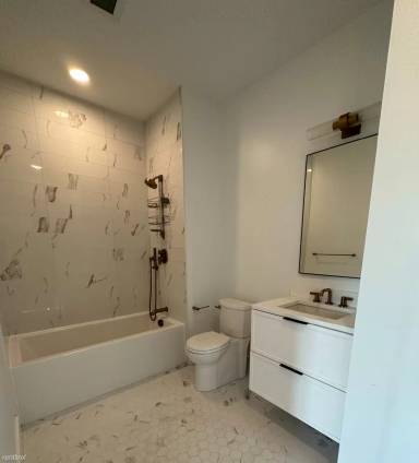 Main picture of 70 Leo Birmingham Pkwy