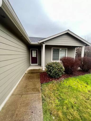 Main picture of 2531 Bain Ct SE