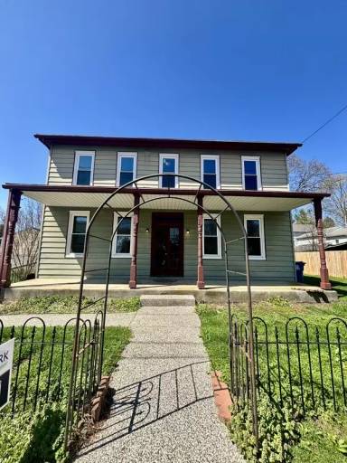 Main picture of 66 S Manor St