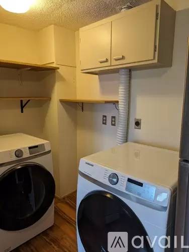 Main picture of 865 43rd Ave