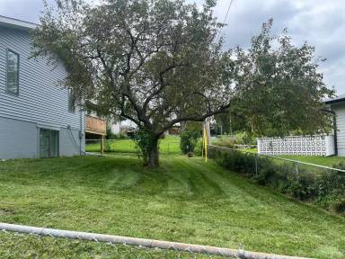 Main picture of 8604 Orchard Ave