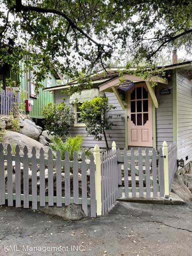 Main picture of 486 Audubon Way