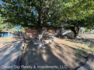 Main picture of 1125 Luna St