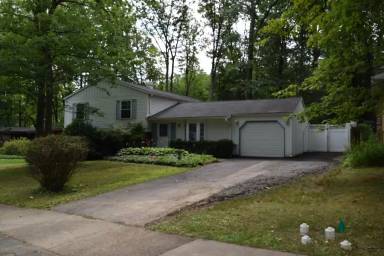Main picture of 1972 Park Forest Ave