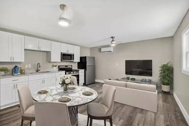 Main picture of 37 Seminole Ct