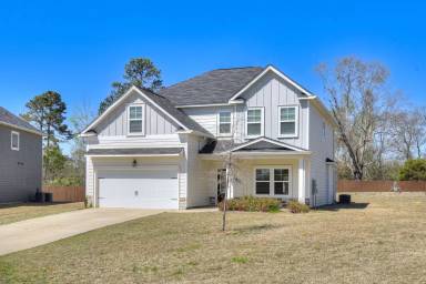 Main picture of 429 Matthew Ln