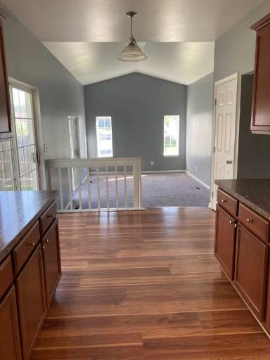 Main picture of 38170 Palmateer Rd